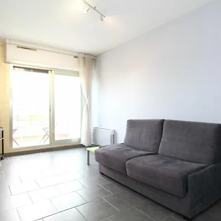 Spacieux T2 A Balaruc-les-bains, Cuisine Separee, Climatisation, Wifi, Proche Thermes - Fr-1-553-51