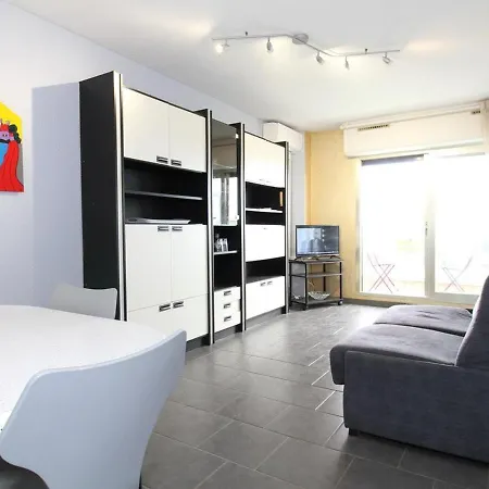 Spacieux T2 A Balaruc-les-bains, Cuisine Separee, Climatisation, Wifi, Proche Thermes - Fr-1-553-51